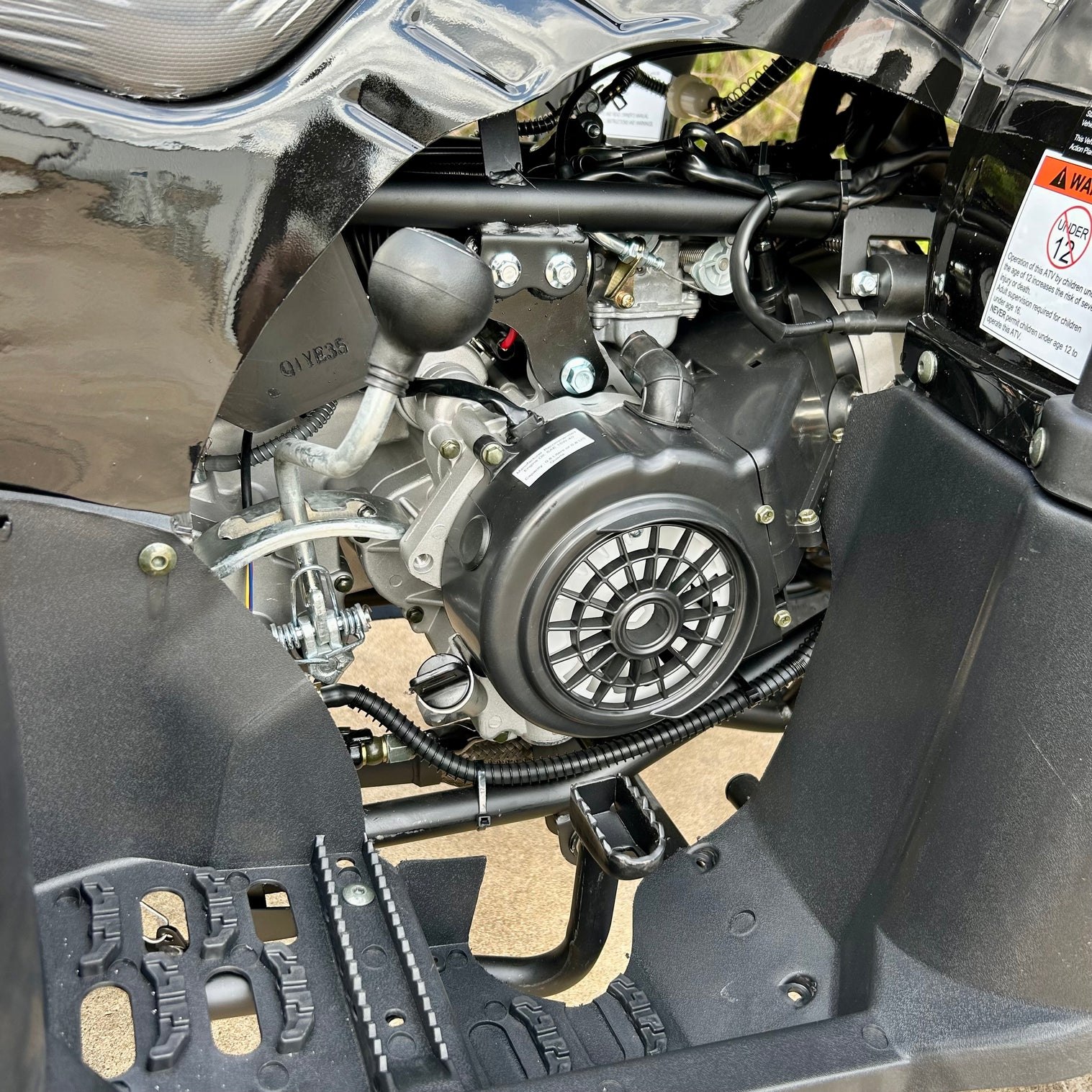 Coolster DX3 175cc Utility Full-Size ATV Coolster DX3 175cc Utility Full-Size ATV