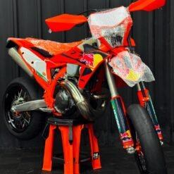 KTM EXC 300 CHAMPIONS 2025