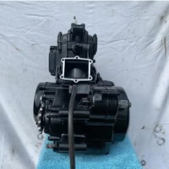 1984 HONDA CR250R OEM ENGINE MOTOR CRANKCASE CASES CYLINDER TOP END BOTTOM END