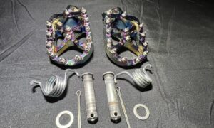 FLO MOTORSPORTS Pro Series Foot Pegs Jet Fuel YZ85/125/250/250F/450F 99-23