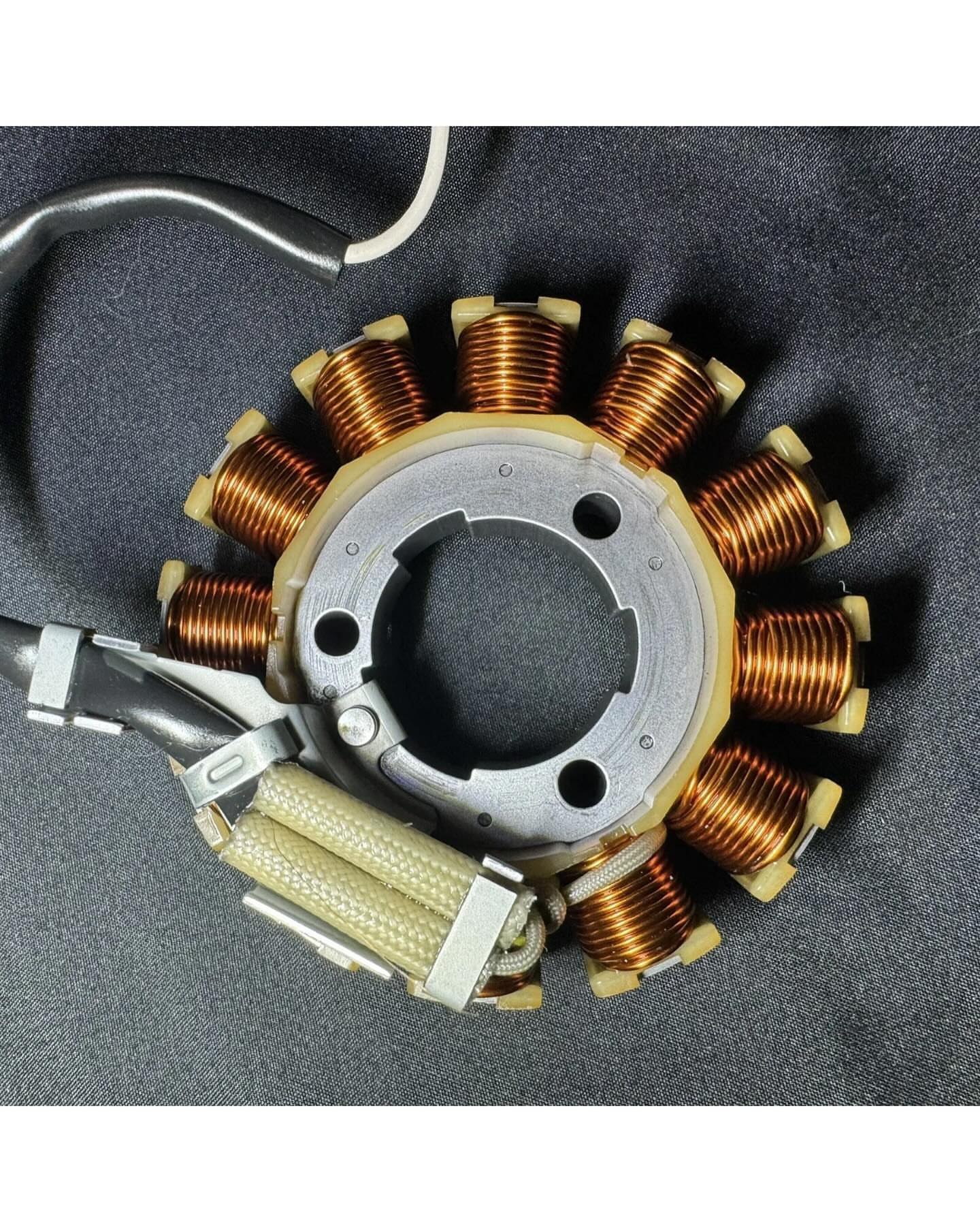 2016 Yamaha YZ450F OEM Stator Generator 1SL-81410-00-00 YZ250F 2014 2015 2017 2016 Yamaha YZ450F OEM Stator Generator 1SL-81410-00-00 YZ250F 2014 2015 2017