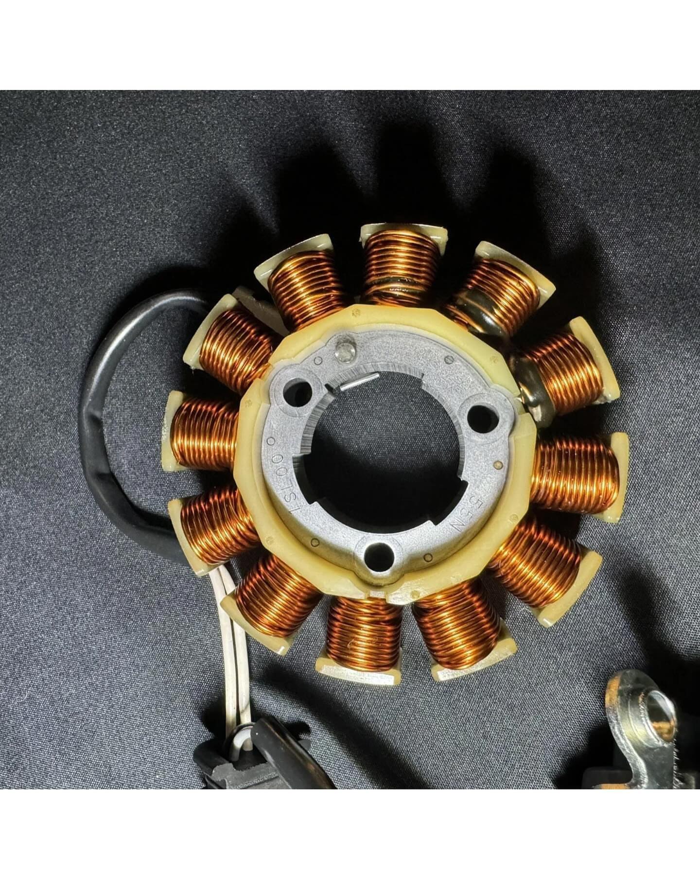 2016 Yamaha YZ450F OEM Stator Generator 1SL-81410-00-00 YZ250F 2014 2015 2017 2016 Yamaha YZ450F OEM Stator Generator 1SL-81410-00-00 YZ250F 2014 2015 2017