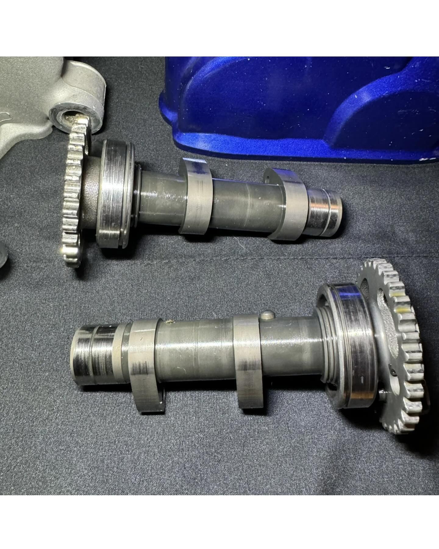 2020 - 2022 Yamaha YZ450F Cylinder Head OEM Engine Top End Camshafts Valves YZ450 2020 - 2022 Yamaha YZ450F Cylinder Head OEM Engine Top End Camshafts Valves YZ450