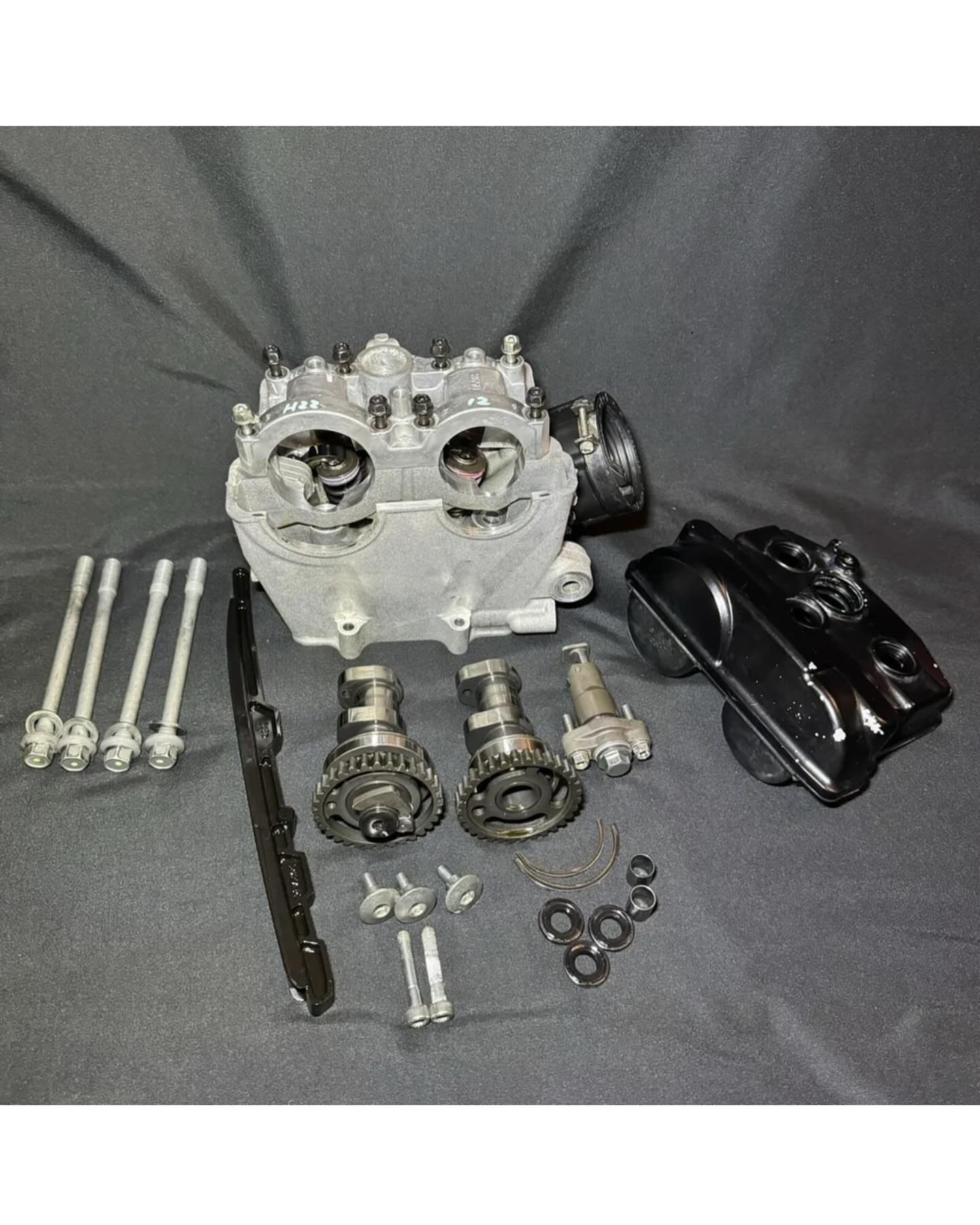 2021 Kawasaki KX250F Complete Cylinder Head with Cams (OEM) 11008-0994 2021 Kawasaki KX250F Complete Cylinder Head with Cams (OEM) 11008-0994