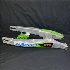2013 - 2015 Kawasaki KX450F Swingarm 33001-0594 Swing Arm KX 250 450 OEM