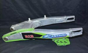 2013 - 2015 Kawasaki KX450F Swingarm 33001-0594 Swing Arm KX 250 450 OEM